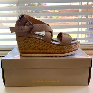 Marc fisher Zendra sandal